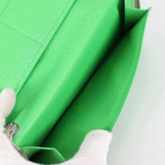 LOUIS VUITTON Monogram LV Portrait Zippy Wallet Vertical M82590 LV Auth 127987M - Picture 12 of 16